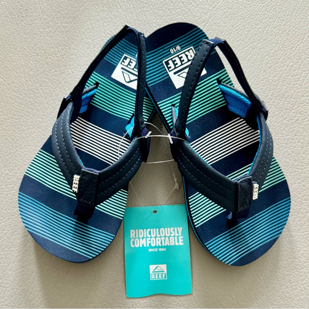 REEF Little Kid's Ahi Sandal | back strap | Deep Sea Stripes | Size 9/10 | NEW